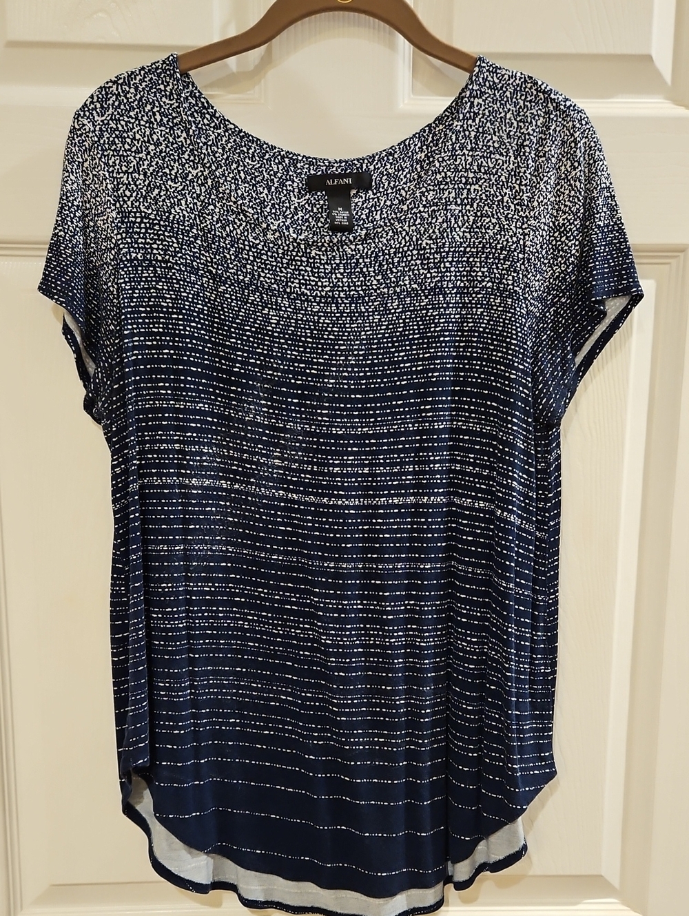 Alfani Navy and White Short Sleeve Scoop Neck Tee